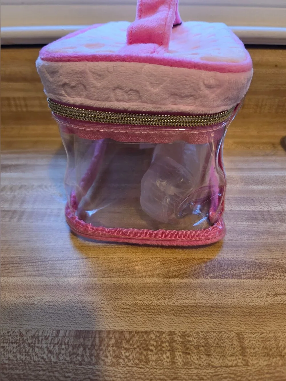 Juicy Couture NWT Carrying Cosmetic Case